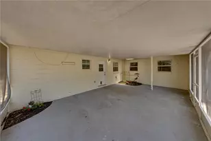 37634 Hidden Park Ct, Dade City, FL 33525 - Photo 60