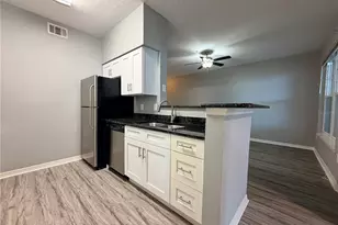 1810 E Palm Ave, Tampa, FL 33605 - Photo 8