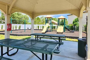 1679 Wynford Cir, Tavares, FL 32778 - Photo 28
