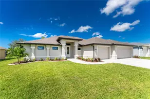 35 Broadmoor Ln, Rotonda West, FL 33947 - Photo 18