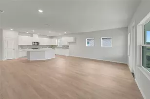 3624 Jons Lakeview St, Plant City, FL 33566 - Photo 8