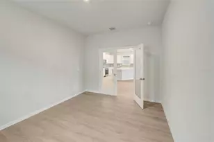 3624 Jons Lakeview St, Plant City, FL 33566 - Photo 10