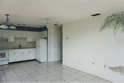 4350 Tahitian Gardens Circle #E, Holiday, FL 34691 - Photo 12