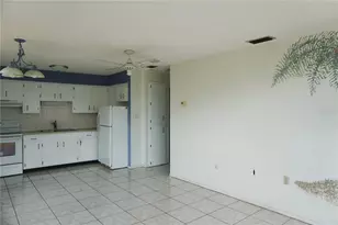 4350 Tahitian Gardens Cir, Holiday, FL 34691 - Photo 12