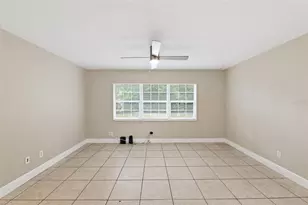 4612 Snook Dr, Tampa, FL 33617 - Photo 10