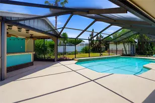 2715 Mock Orange Ct, Valrico, FL 33594 - Photo 42