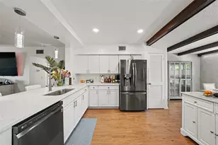 2284 Philippine Dr, Clearwater, FL 33763 - Photo 12