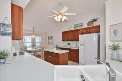 951 Villeroy Greens Drive, Sun City Center, FL 33573 - Photo 12