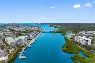11730 Shipwatch Dr, Largo, FL 33774 - Photo 32