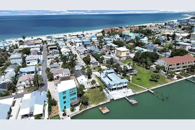 130 90th Avenue, Treasure Island, FL 33706 - Photo 10