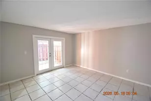 625 Fairwood Forest Dr, Clearwater, FL 33759 - Photo 6