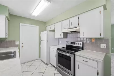 303 Olmo Court, Winter Haven, FL 33880 - Photo 8