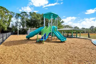9042 Breland Dr, Tampa, FL 33626 - Photo 40