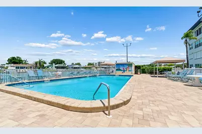 5955 30th Avenue S #105, Gulfport, FL 33707 - Photo 22