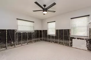 40 Sunset Bay Dr, Belleair, FL 33756 - Photo 8