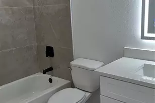 211 NE 31st St, Cape Coral, FL 33909 - Photo 26