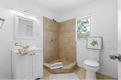 8017 Cardinal Drive, Tampa, FL 33617 - Photo 20