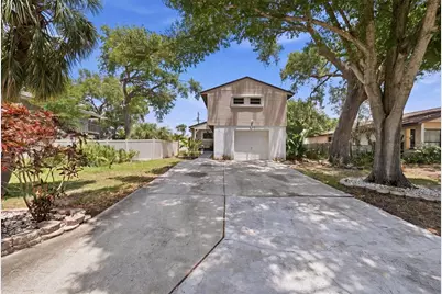 111 69th Avenue N, Saint Petersburg, FL 33702 - Photo 6