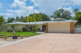 1883 Oakdale Ln N, Clearwater, FL 33764 - Photo 6
