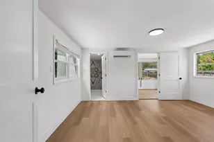 517 Hampton Ave NE, Saint Petersburg, FL 33703 - Photo 22