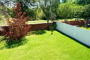 32111 Brookstone Dr, Wesley Chapel, FL 33545 - Photo 4