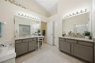 25114 Lexington Oaks Blvd, Wesley Chapel, FL 33544 - Photo 30