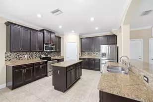 7411 S Fitzgerald St, Tampa, FL 33616 - Photo 6