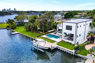 874 Placido Way NE, Saint Petersburg, FL 33704 - Photo 2