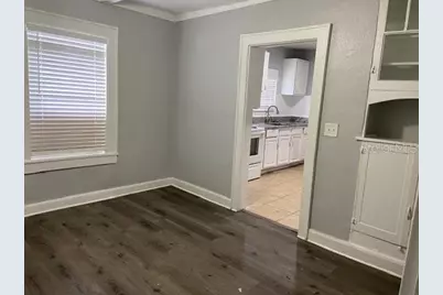 1727 45th Street S #B, Saint Petersburg, FL 33711 - Photo 6