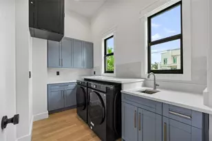 3701 S Lynwood Ave, Tampa, FL 33611 - Photo 24