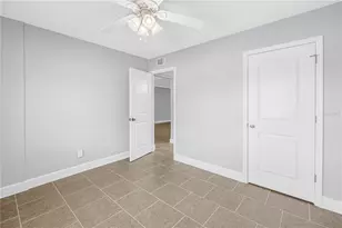 4435 1st St NE, Saint Petersburg, FL 33703 - Photo 14