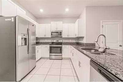 817 Royal Empress Drive, Ruskin, FL 33570 - Photo 16