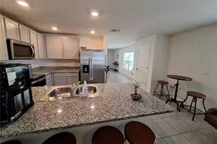 511 Sunlit Coral St, Ruskin, FL 33570 - Photo 4