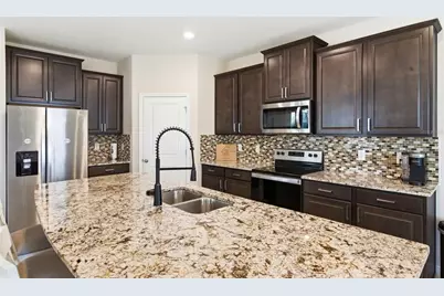 10403 Laxer Cay Loop, San Antonio, FL 33576 - Photo 10