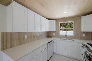 214 85th St, Holmes Beach, FL 34217 - Photo 14