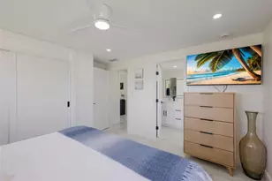 214 85th St, Holmes Beach, FL 34217 - Photo 16