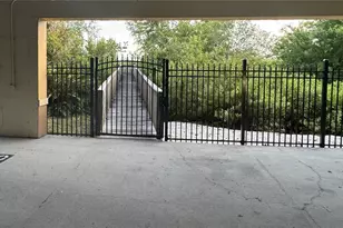 4309 Bayside Village Dr, Tampa, FL 33615 - Photo 20