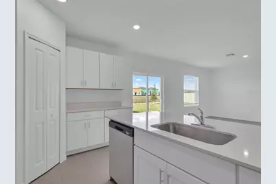 5757 Red Kite Drive, Wimauma, FL 33598 - Photo 8