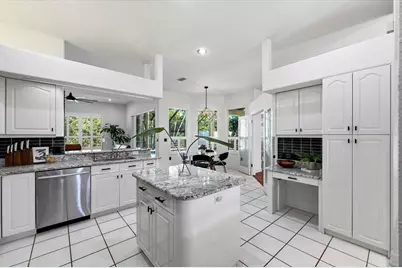 1038 Wideview Avenue, Tarpon Springs, FL 34689 - Photo 6