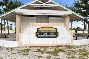 1038 Wideview Ave, Tarpon Springs, FL 34689 - Photo 52