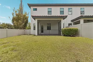13047 Sanctuary Village Ln, Tampa, FL 33624 - Photo 20