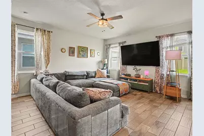11609 Fringetree Court, Riverview, FL 33579 - Photo 8
