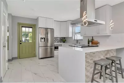 1713 W Saint Isabel Street, Tampa, FL 33607 - Photo 2