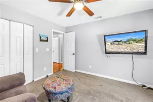687 Jasmine Way S, Saint Petersburg, FL 33705 - Photo 28