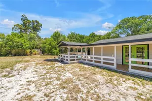 687 Jasmine Way S, Saint Petersburg, FL 33705 - Photo 38