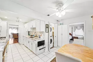 5980 80th St N, Saint Petersburg, FL 33709 - Photo 8
