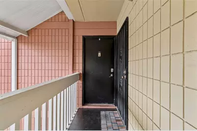 2424 W Tampa Bay Boulevard #I204, Tampa, FL 33607 - Photo 20
