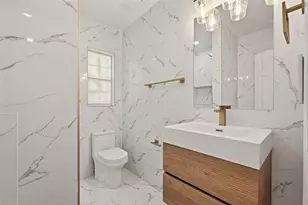 2440 66th Ave S, Saint Petersburg, FL 33712 - Photo 10
