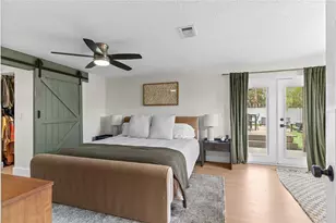 3320 W Ballast Point Blvd, Tampa, FL 33611 - Photo 8