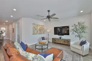 2407 W Gray St, Tampa, FL 33609 - Photo 10